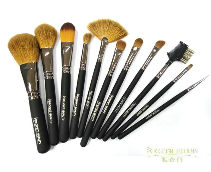 化妝刷工廠的刷毛裁剪技術(shù)如何保證刷毛端面平整？